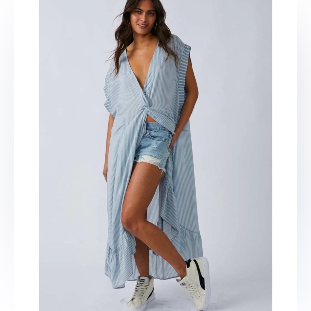 Free People NWT Gone Sailing Oversized Maxi Dress
Chambray Dress/Tunic Coverup